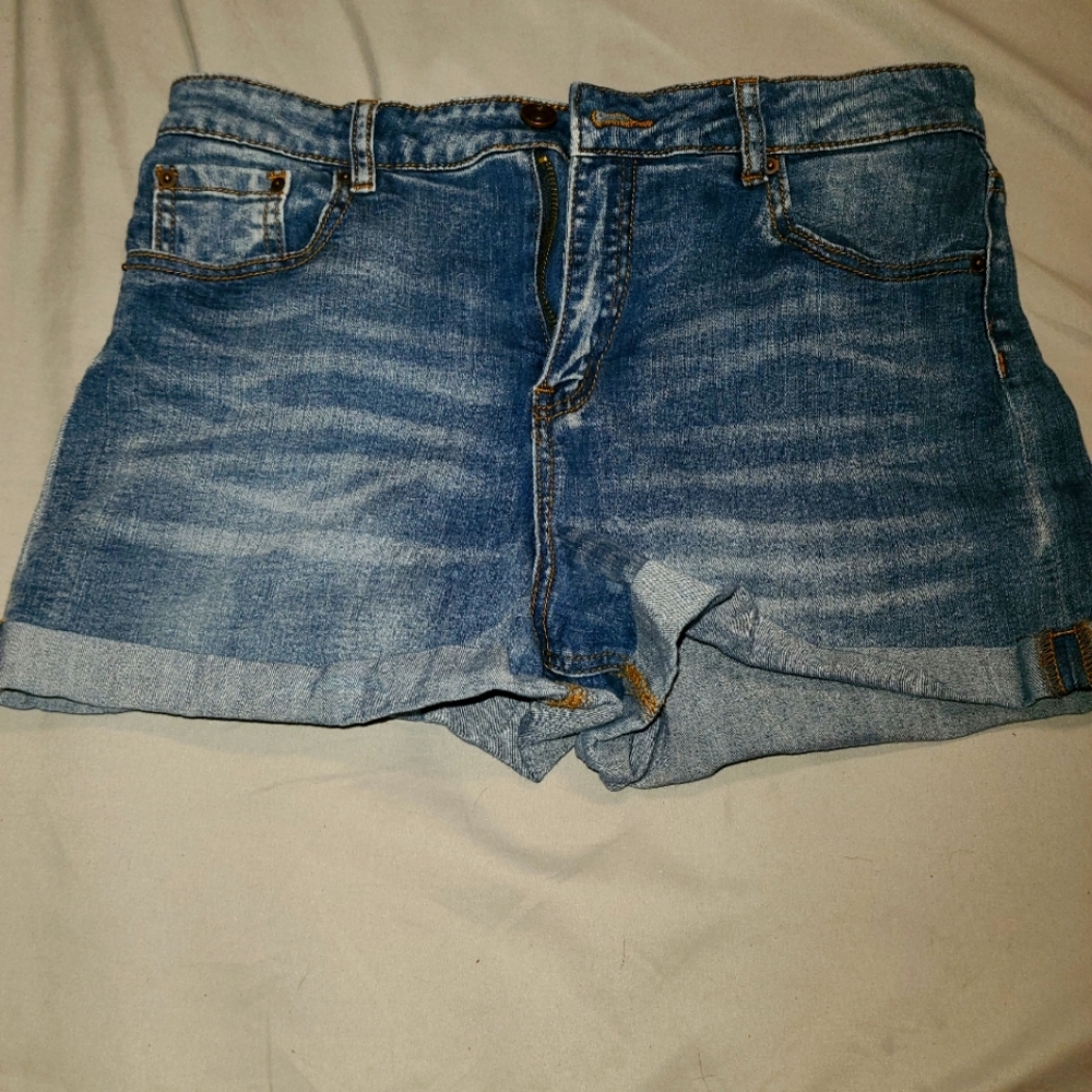 High Waisted Demin Shorts